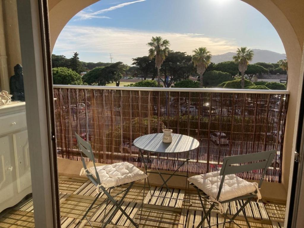 Apartmán Escapade Au Port Hyères Exteriér fotografie